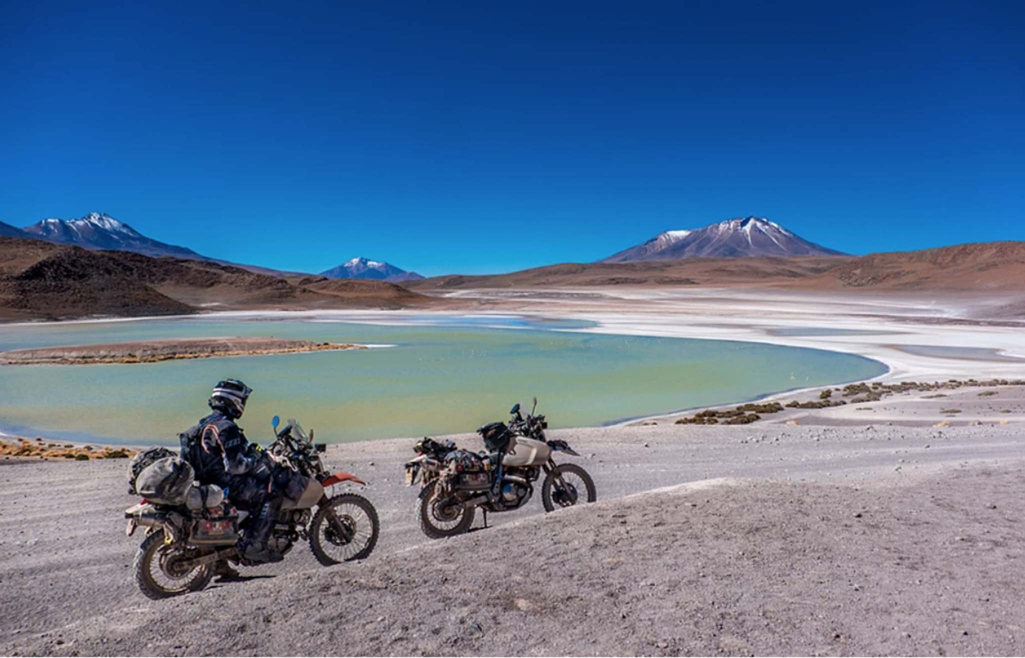 Volcanos on the Lagunas route in Bolivia. At 4000m altitude the air is clear.