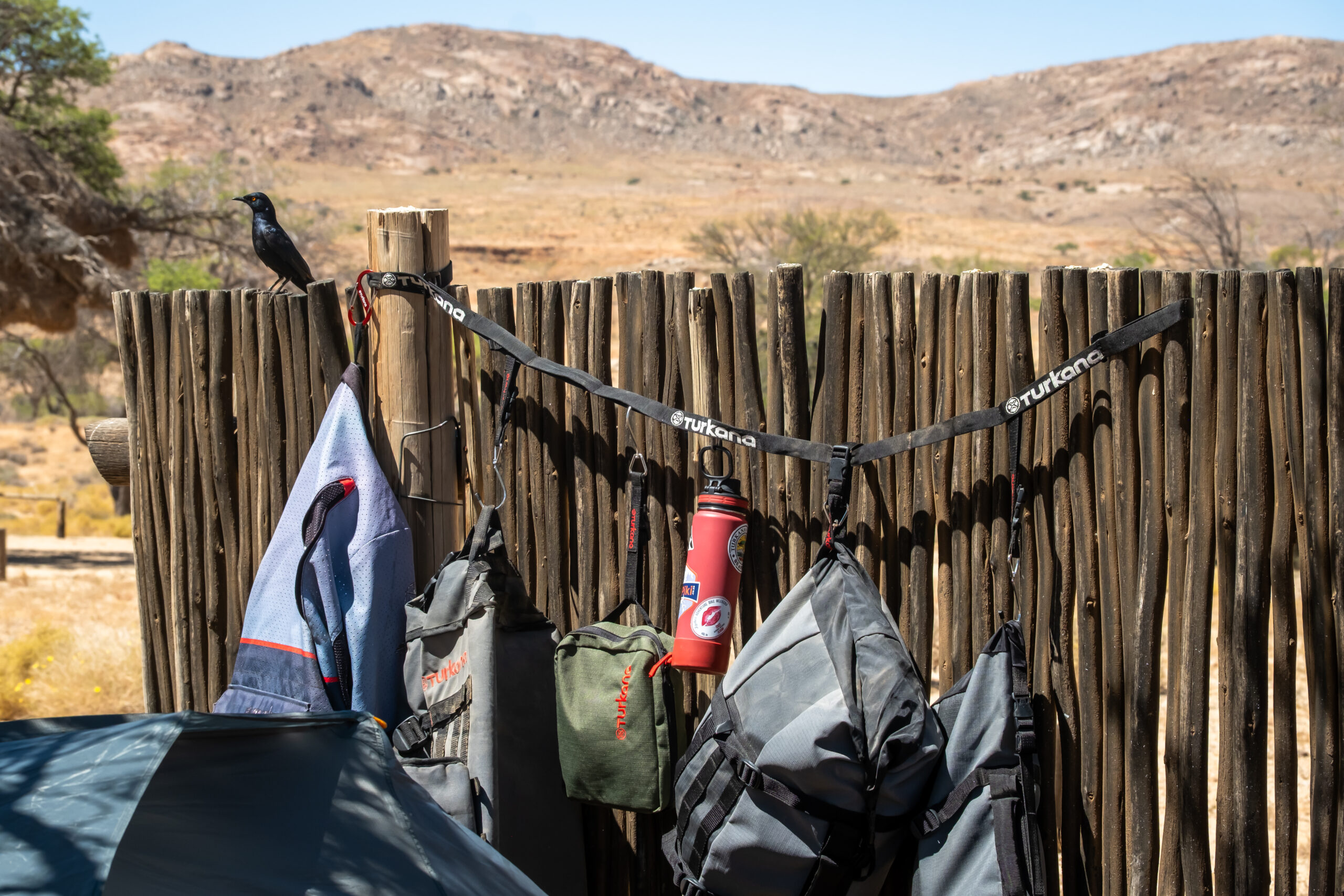 Use the Claw and Batbelt Daisy chain for an unrivalled combination. 